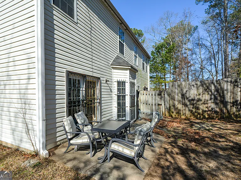 5460 Hampton Ct — Photo 45