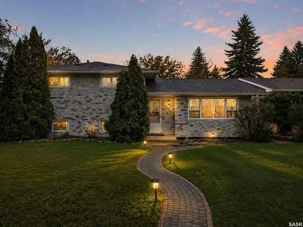 2305 Taylor STREET E, Saskatoon, SK S7H 1W8