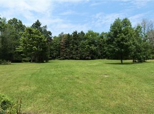 239 E Garfield Rd, Aurora, OH 44202