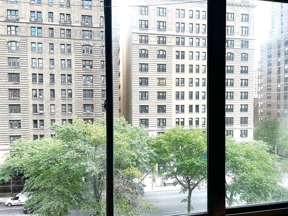 Building Photo 3