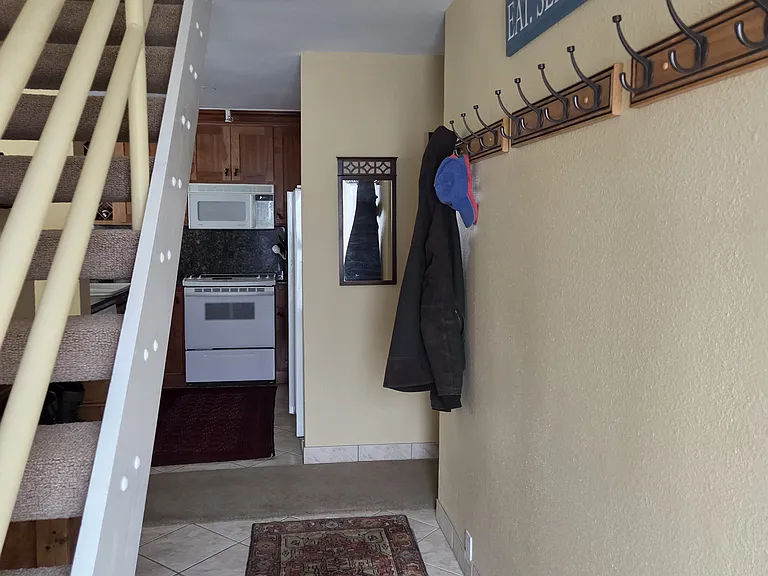 4041 Big Horn Rd #10 — Photo 2