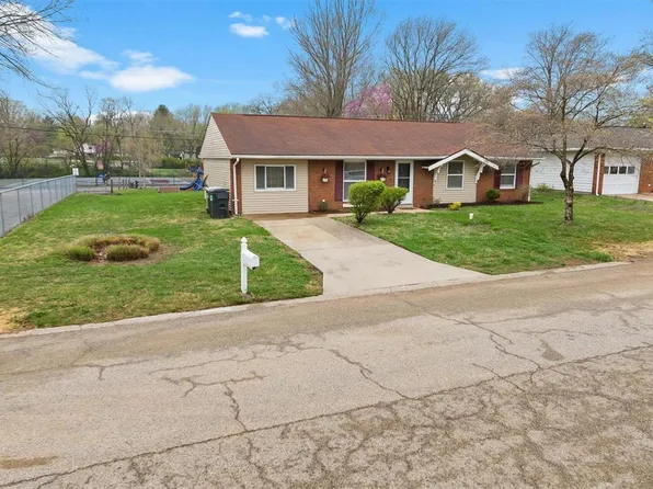 409 Todd Ln, Belleville, IL 62221
