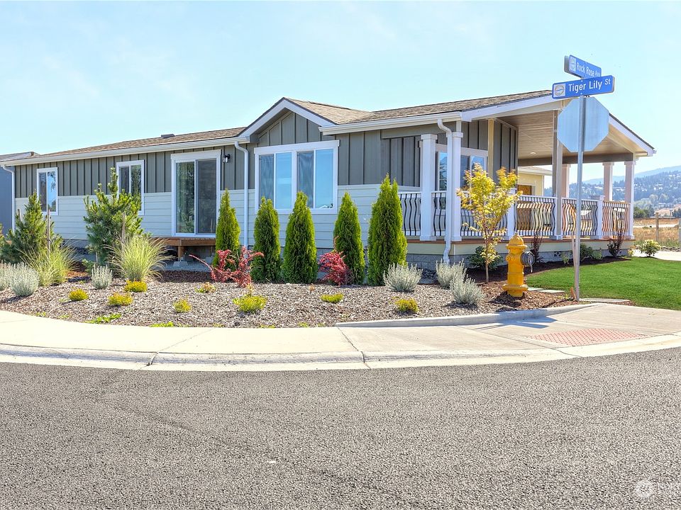 1st image of 966 N Rock Rose Avenue
