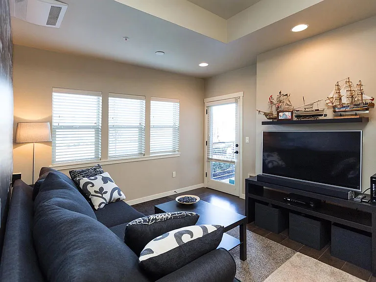 13915 SW Meridian St #109 — Photo 6