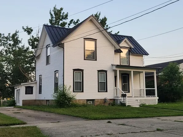 118 Forest St, Wellington, OH 44090