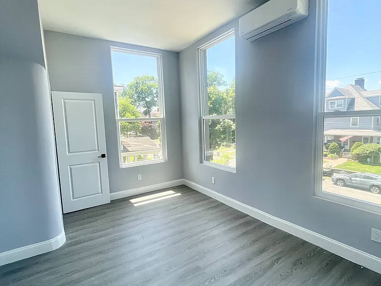 222 Primrose Ave #2 — Photo 7