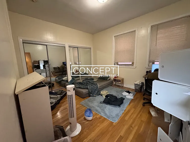 879 Beacon St #22 — Photo 4