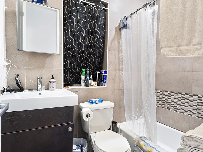 638 Classon Ave #3L — Photo 10