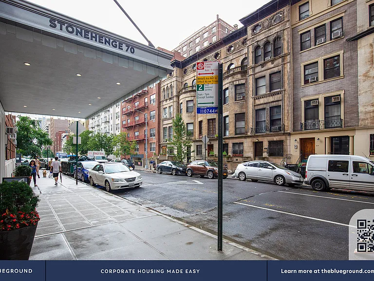 210 W 70th St #502 — Photo 21