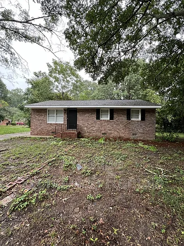 2104 Wellborn Dr Photo 1