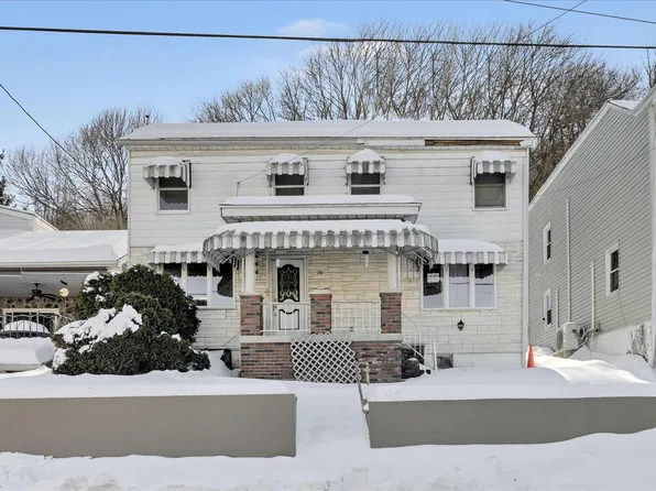 20 W Savory St, Pottsville, PA 17901