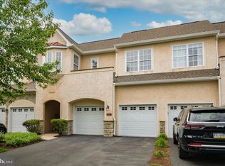 60 Old Barn Dr, West Chester, PA 19382