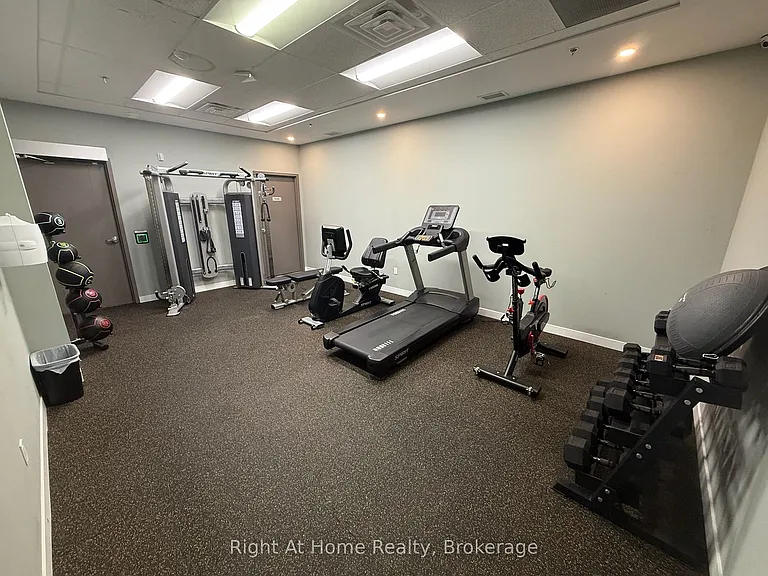 308 Lester St #410 — Photo 17