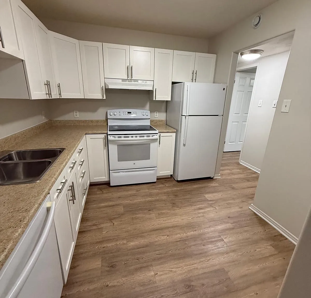 170 Mapleton Rd — Photo 1