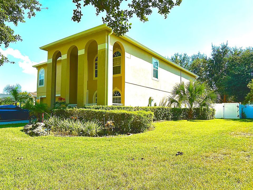 2nd image of 1586 Pickard Cir