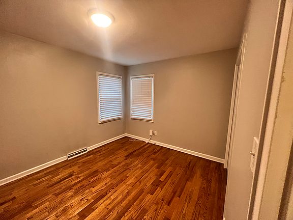 4th image of 6305 W 81st St