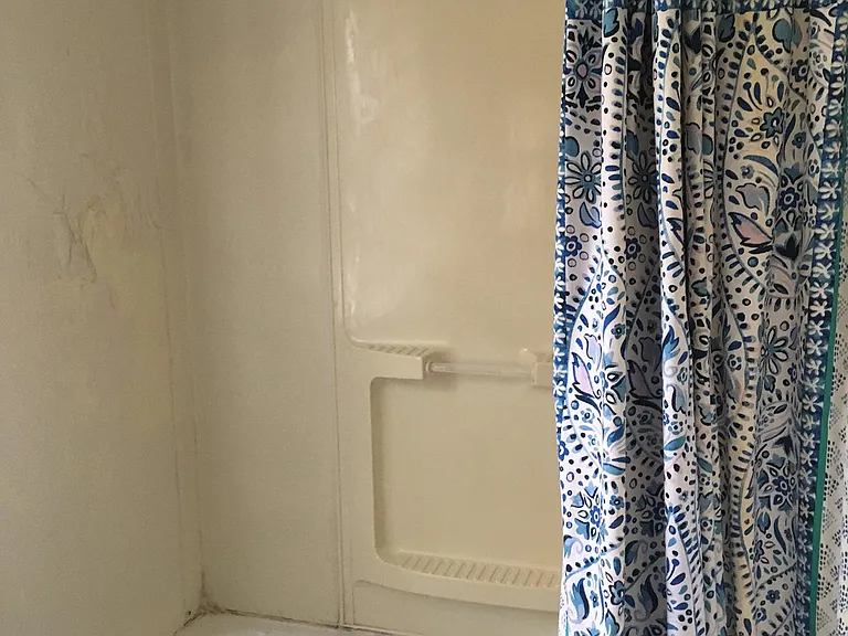 4527 Nicholas St #2 — Photo 5