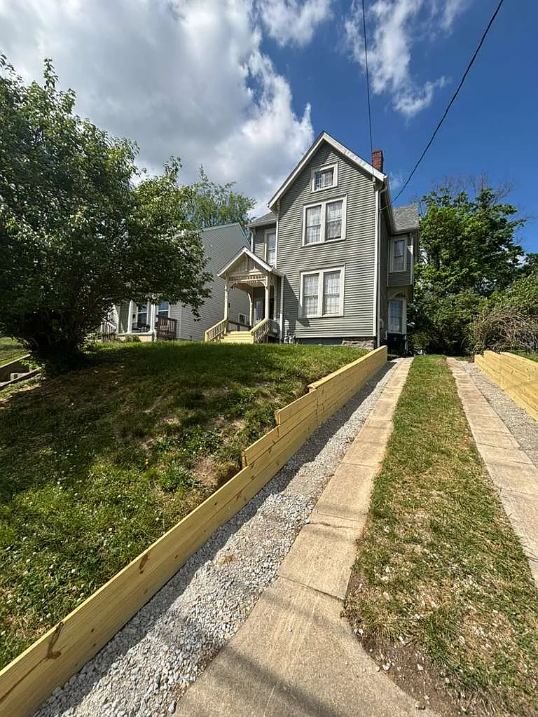 3 bed, 1520 sqft, $1,850 — Photo 1