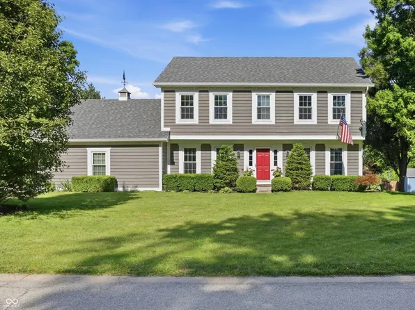 14561 Saddleback Dr, Carmel, IN 46032
