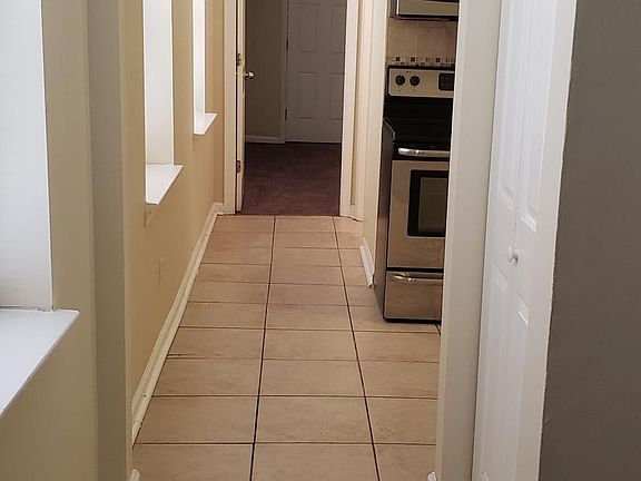 KITHEN TILE FLOOR