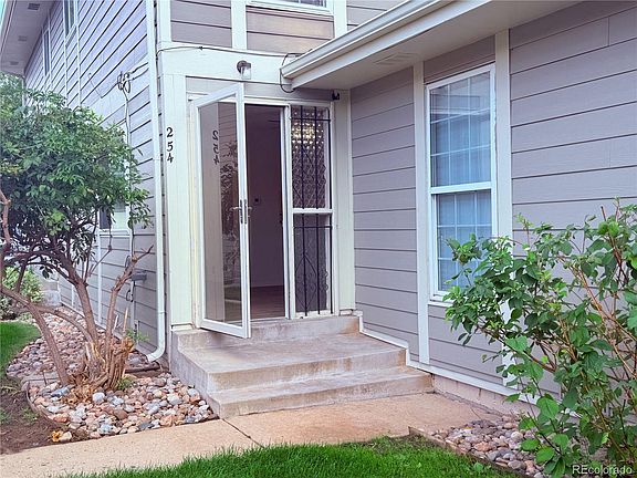 2nd image of 1225 S Oneida Street #254