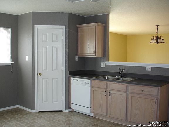 4th image of 6342 Wild Flower Way
