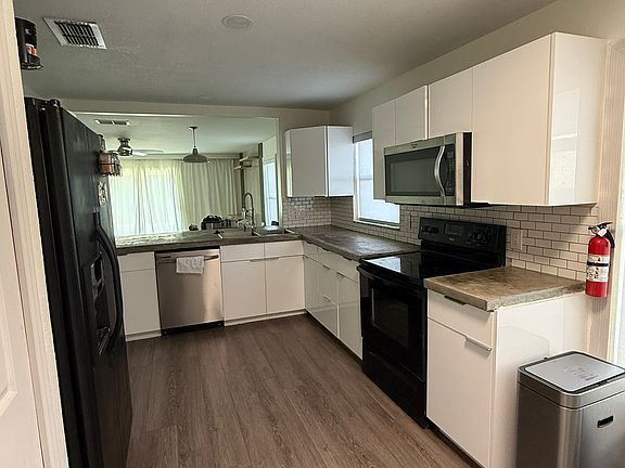 5th image of 5085 Warrior Ln