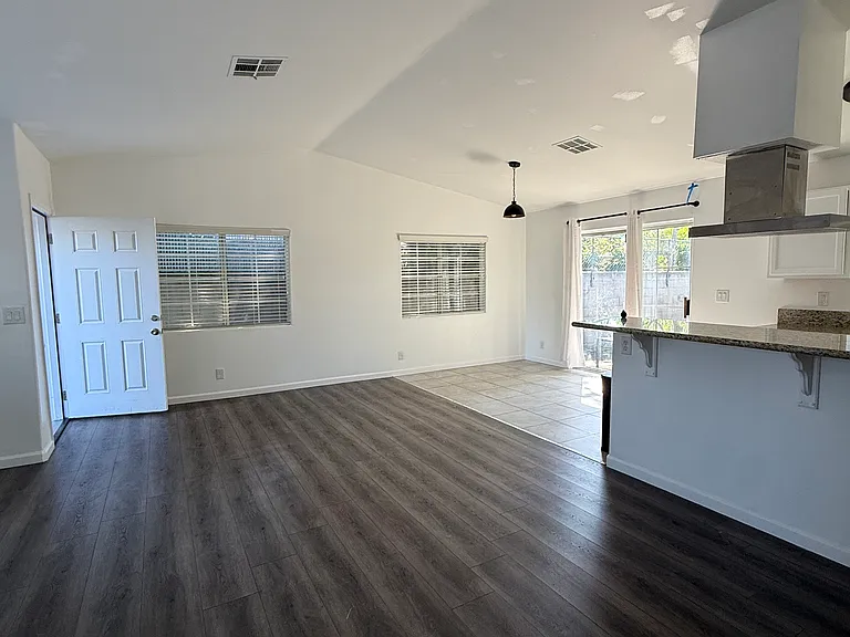 145 S 2nd Ave #1 — Photo 8