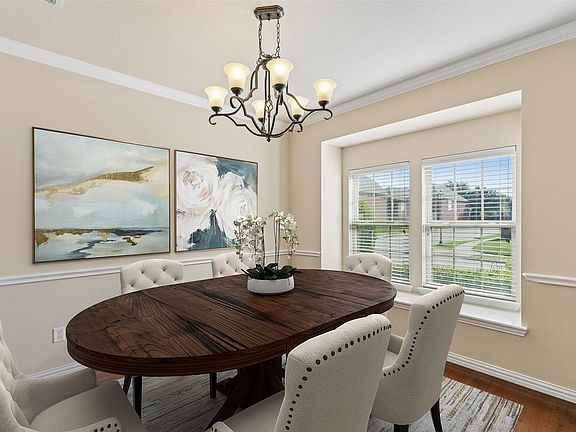 3rd image of 4313 Kestrel Way
