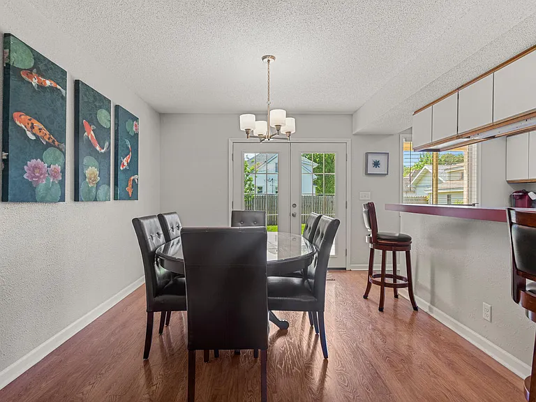 913 W Eads St — Photo 8