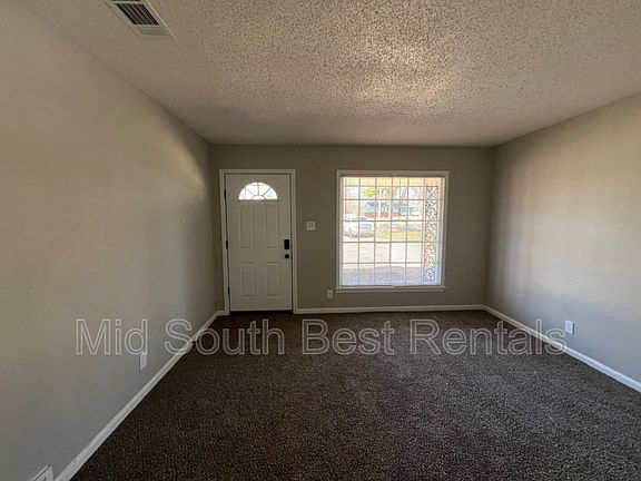 2nd image of 233 E Shelby Dr