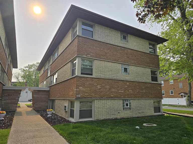 837 Lathrop Ave #GW — Photo 8