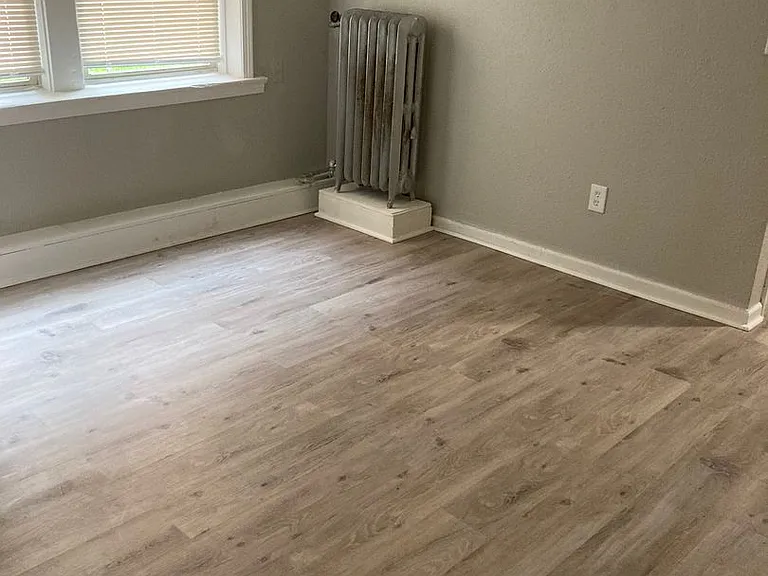 11118 Clifton Blvd — Photo 2