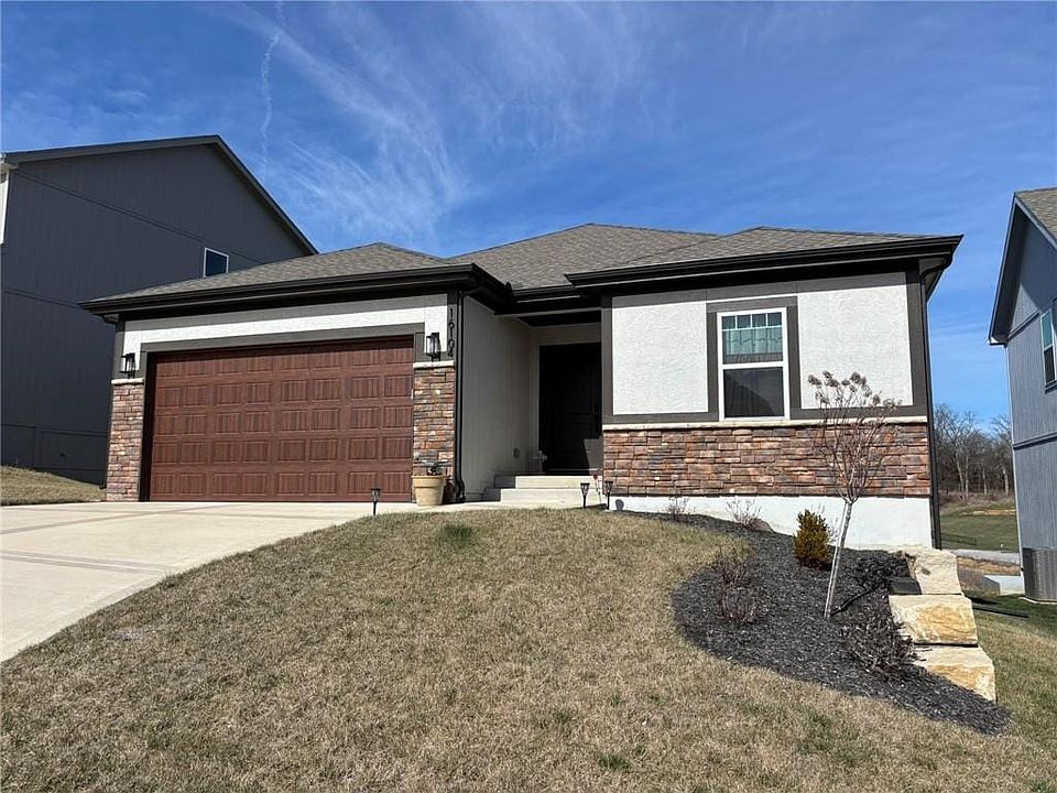 1st image of 16104 Ryan Cir