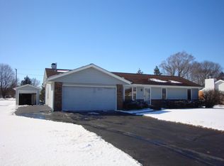 4007 Great Republic Rd, Cherry Valley, IL 61016