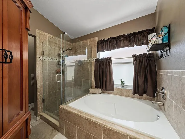 316 Westscott Dr — Photo 13