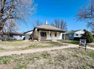 306 Montrose Ave, Bertrand, NE 68927