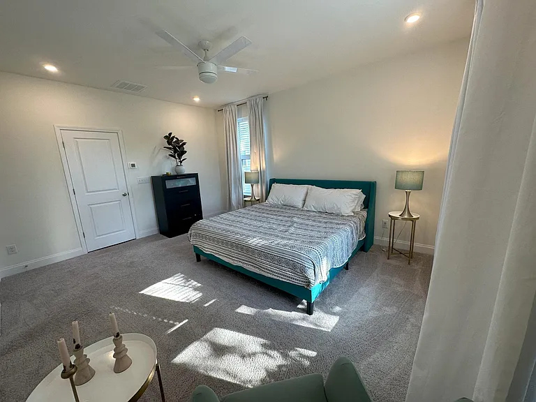 400 Simeon Dr — Photo 20