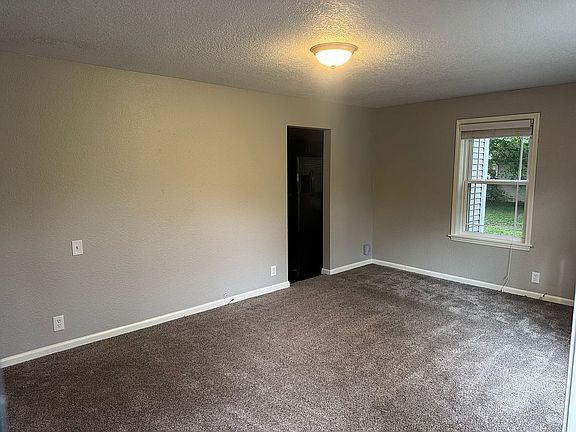 5th image of 1910 Harrison Ave