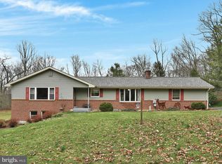 440 Briarwood Dr, Elverson, PA 19520