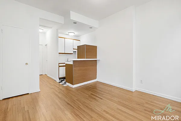 Rented by Mirador Real Estate | media 20