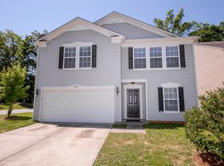 8334 Rockmoor Ridge Rd, Charlotte, NC 28215