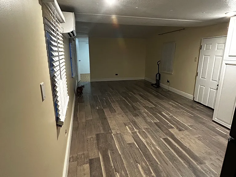 9702 N Central Ave — Photo 2