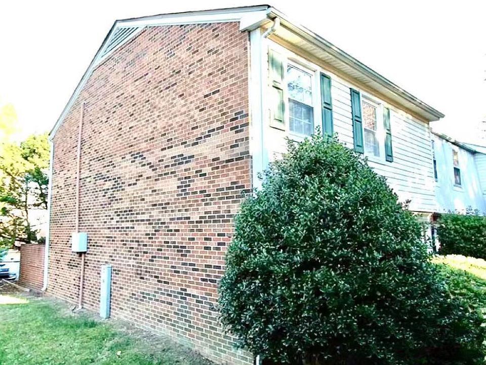 1st image of 10923 Park Rd