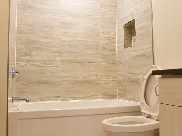 933 Manhattan Way #933 — Photo 13