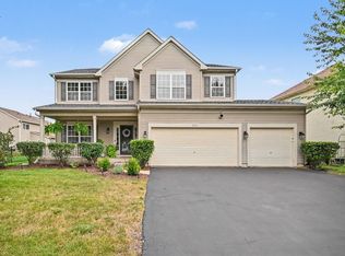2210 Hagaman Ln, Montgomery, IL 60538
