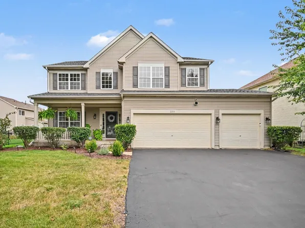 2210 Hagaman Ln, Montgomery, IL 60538