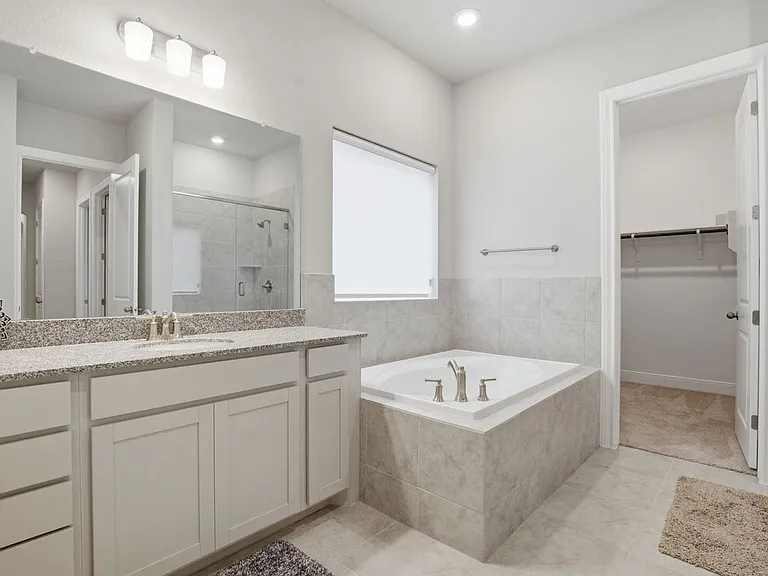 24710 Faraday — Photo 19