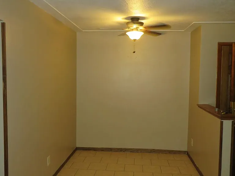1823 Ulysses St NE — Photo 27