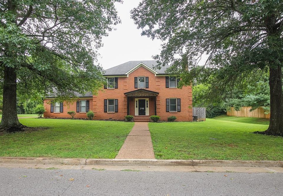 1st image of 2108 Riverbend Dr